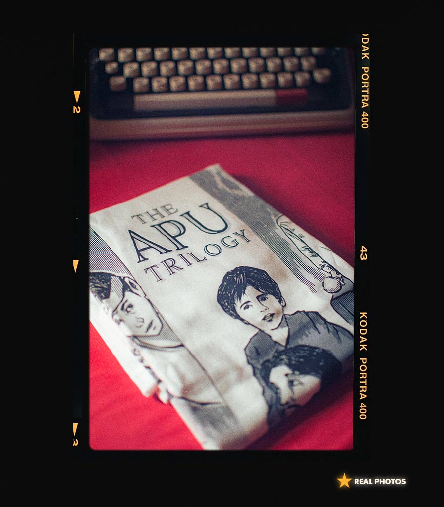 Apu Trilogy • Satyajit Ray Cinema Tribute T-shirt • Vintage Edition