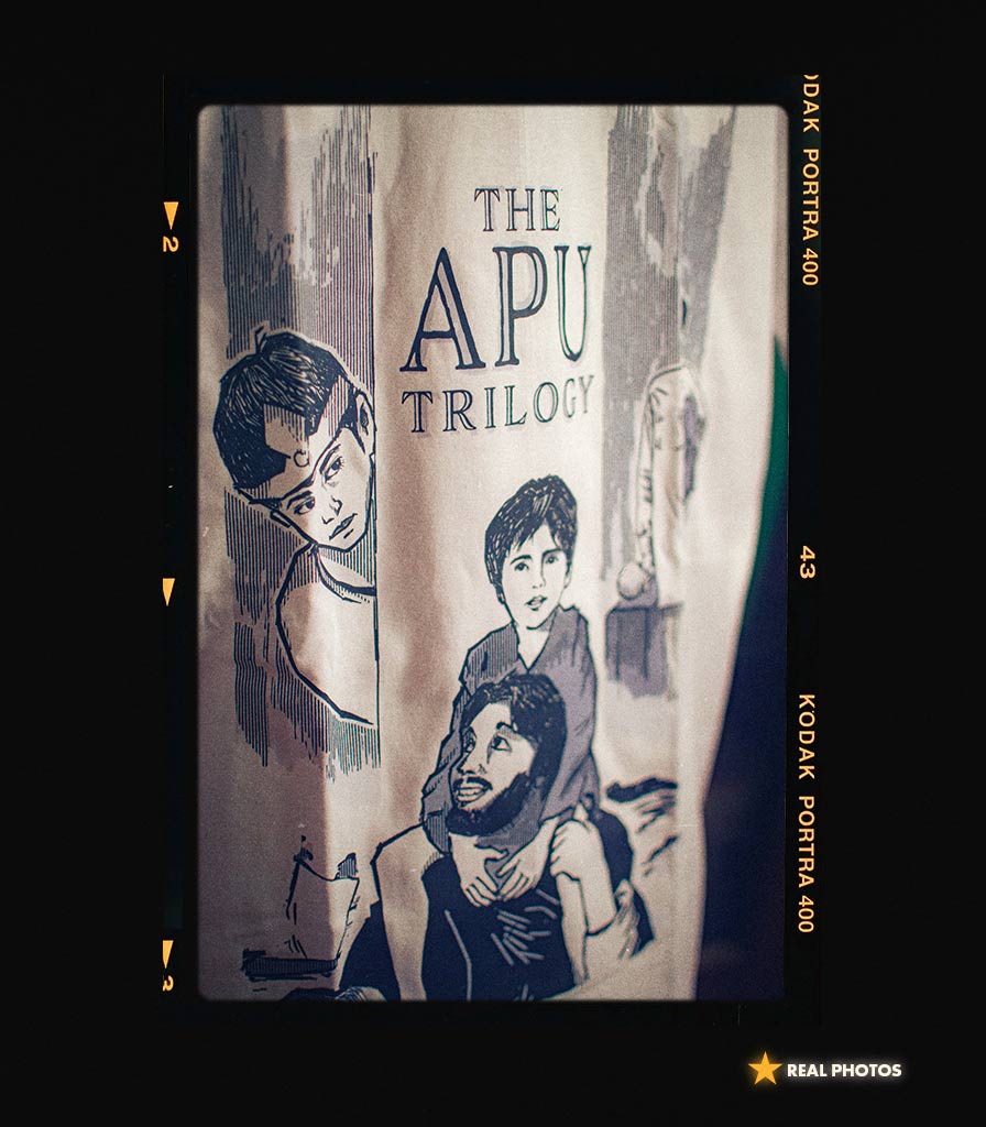 Apu Trilogy • Satyajit Ray Cinema Tribute T-shirt • Vintage Edition
